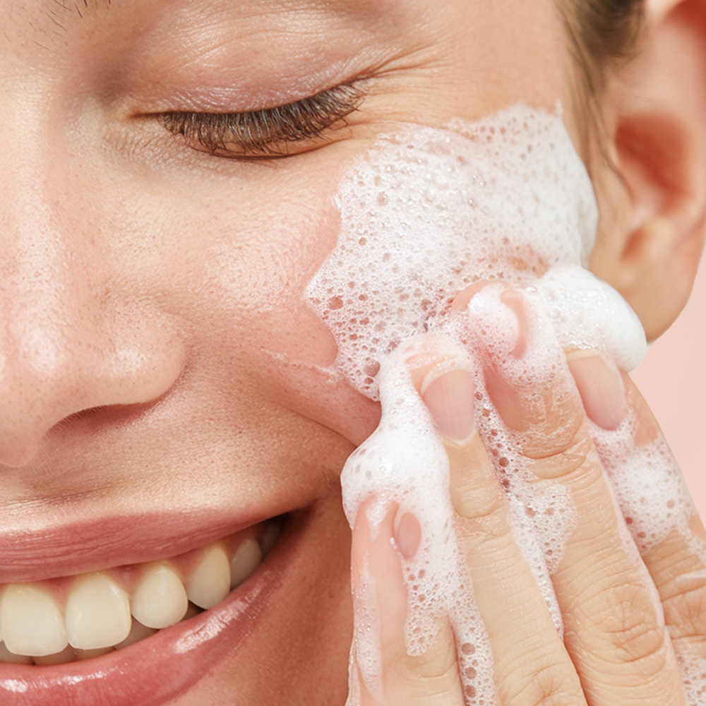 Botanical Foaming Oil Cleanser
